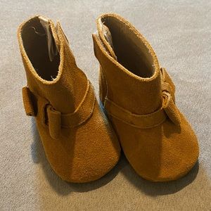 NWOT Janie and Jack Camel Booties SZ 12-18 Months